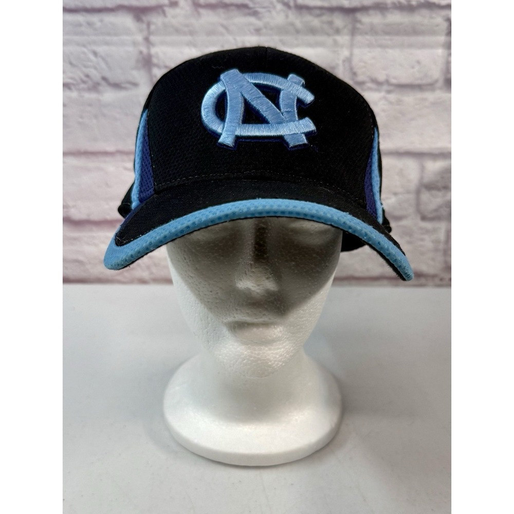 North Carolina Tarheels New Era 39thirty Mesh Fitted Hat medium-Large Blue